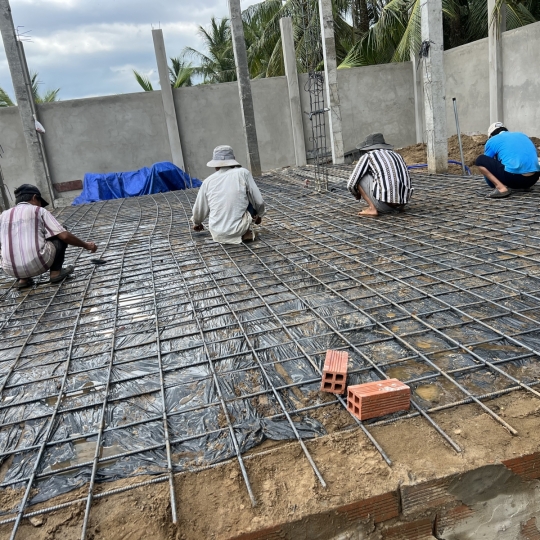Hàng rào + nhà cấp 4 a lâm 