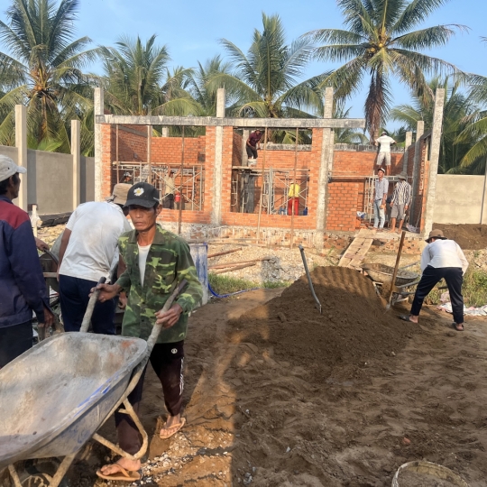 Hàng rào + nhà cấp 4 a lâm 